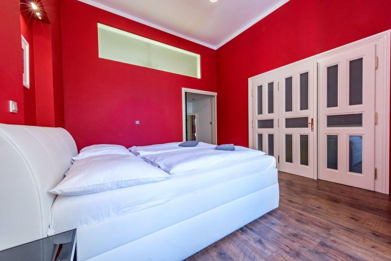 ✰Downtown Grand Apartment - Old Town Top Location✰ プラハ エクステリア 写真