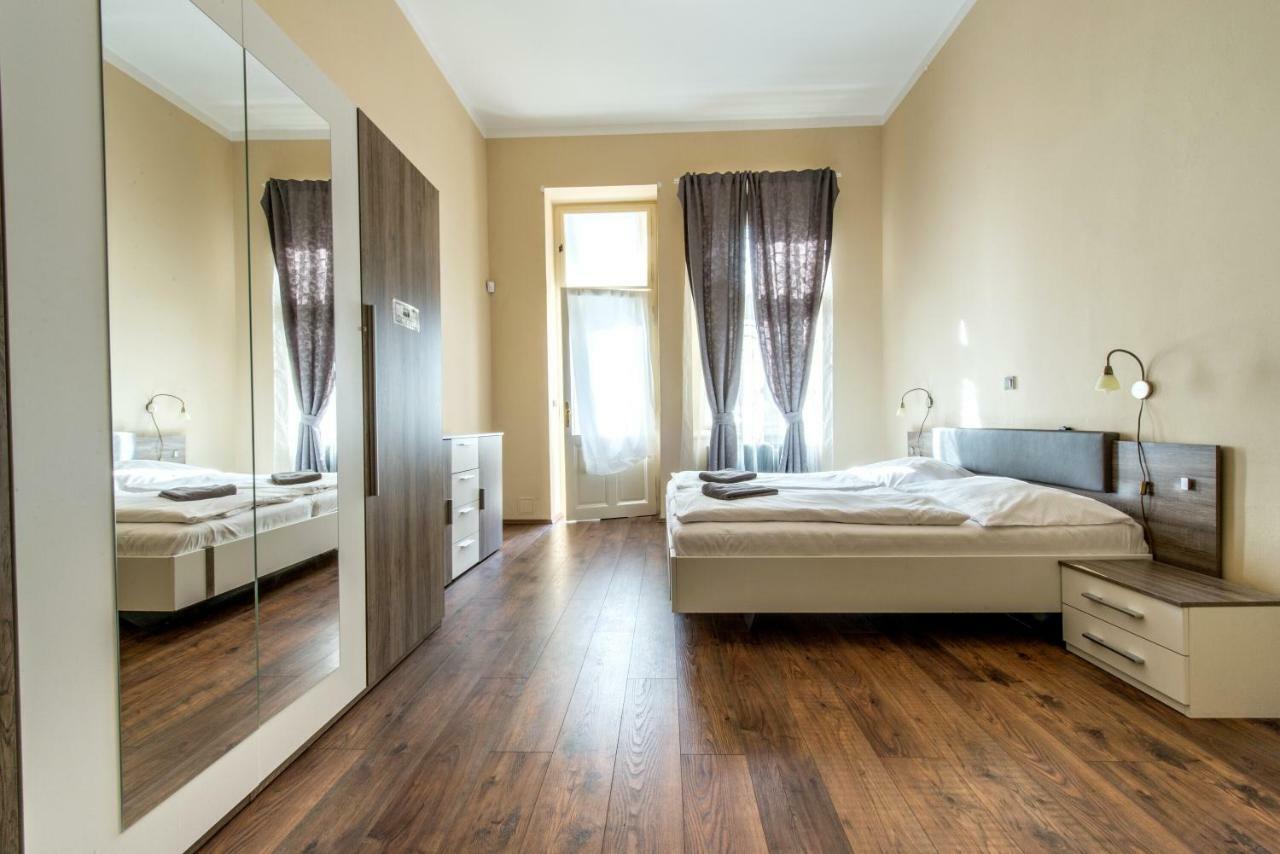 ✰Downtown Grand Apartment - Old Town Top Location✰ プラハ エクステリア 写真