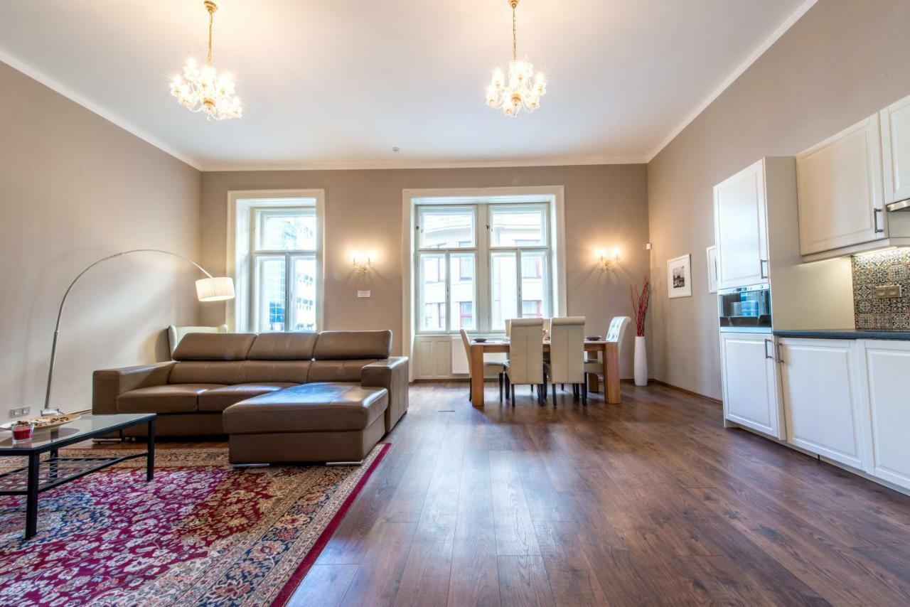 ✰Downtown Grand Apartment - Old Town Top Location✰ プラハ エクステリア 写真